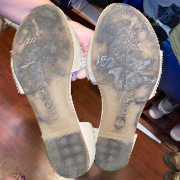 Open toe flats - Picture 3 of 4